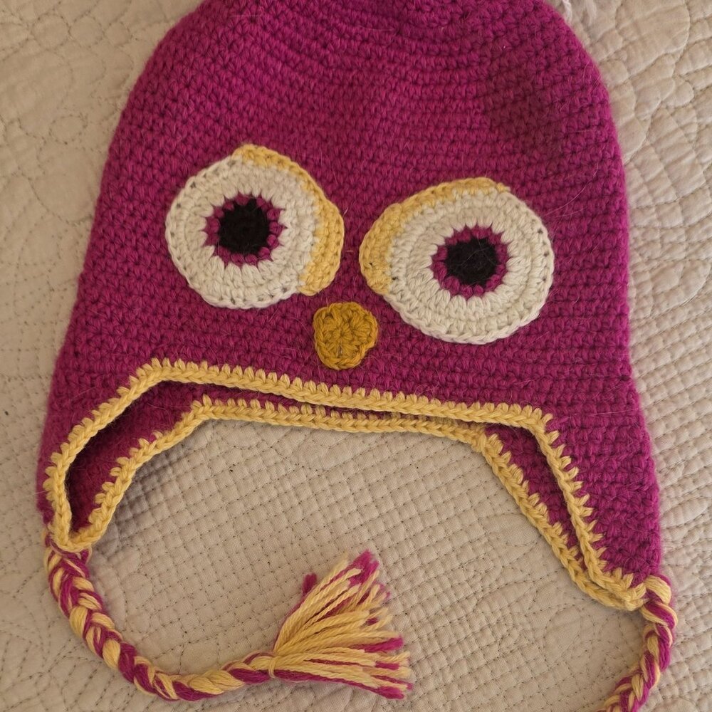 owl Chuyo Cap made of alpaca fiber  PINK  NEW